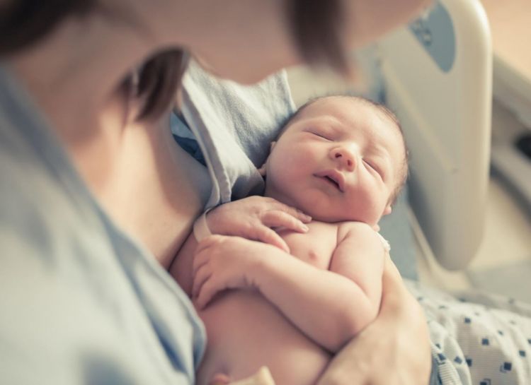 ЛДПР предлагает увеличить пособие при рождении ребенка